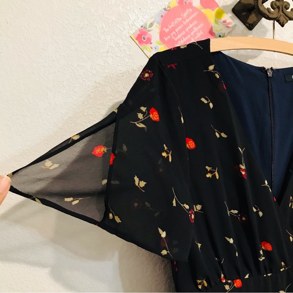 Madewell Tulip-Sleeve Maxi Dress in Sweet Blossoms Sz 2 - Picture 10 of 15